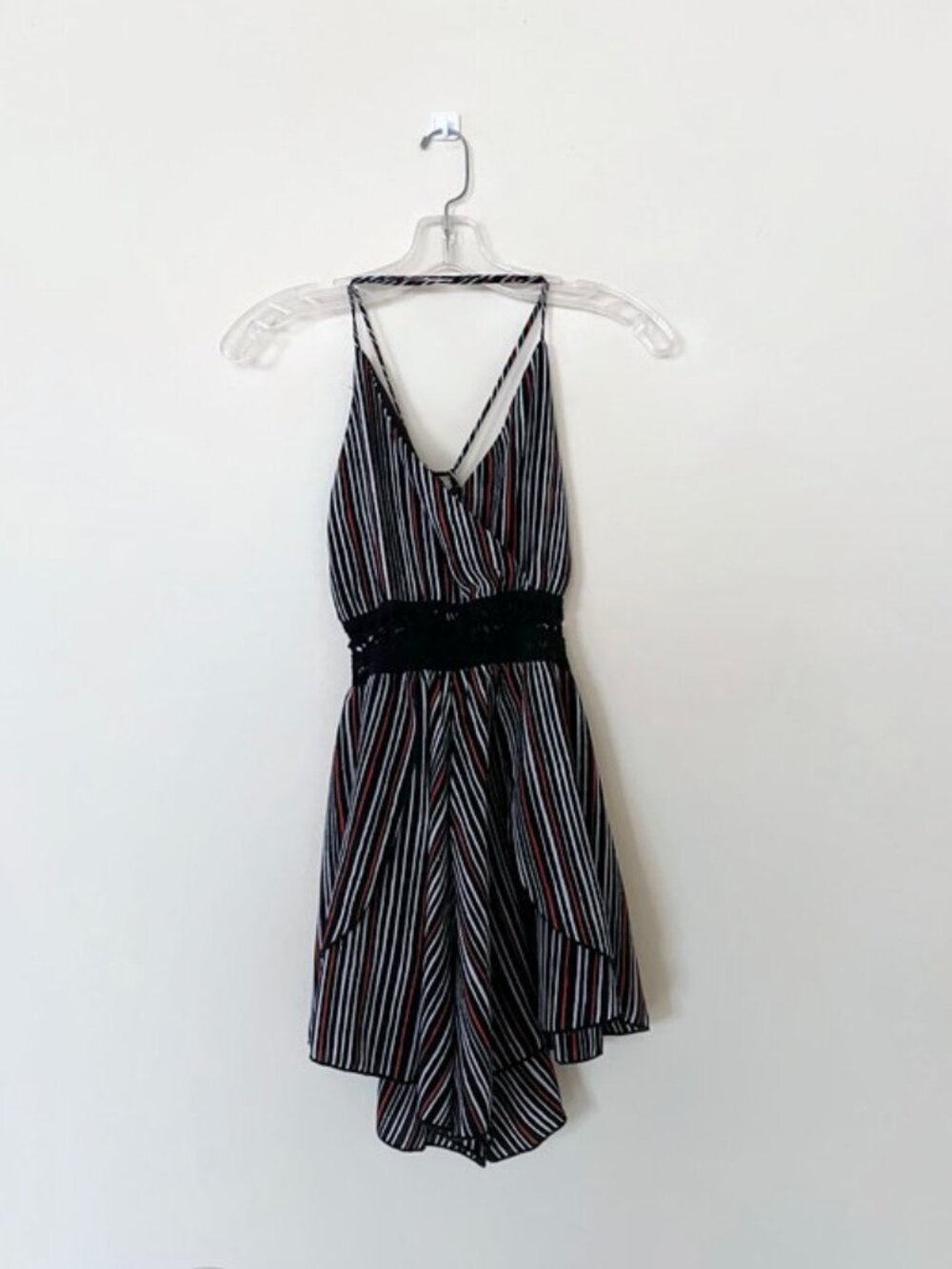 Racerback romper with mesh and ruffle shorts 🔹